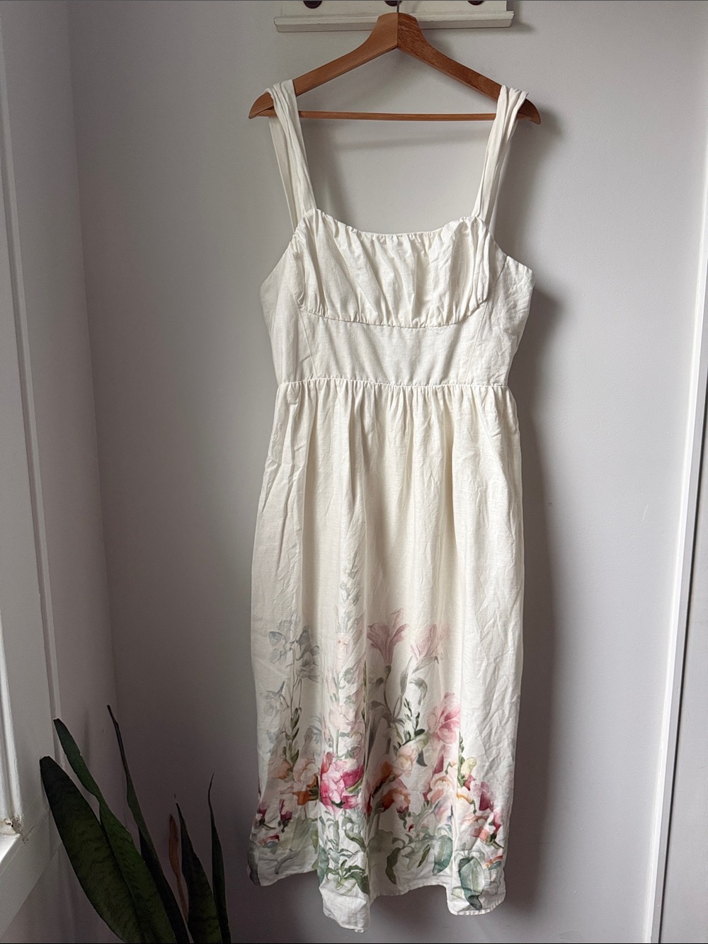 H&M White Linen-Blend Summer Dress with Floral Details Maiden Boho Casual